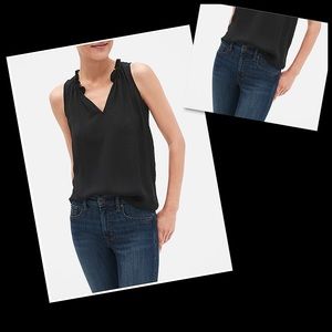 Breezy Light Ruffle Tank Top Black 👚